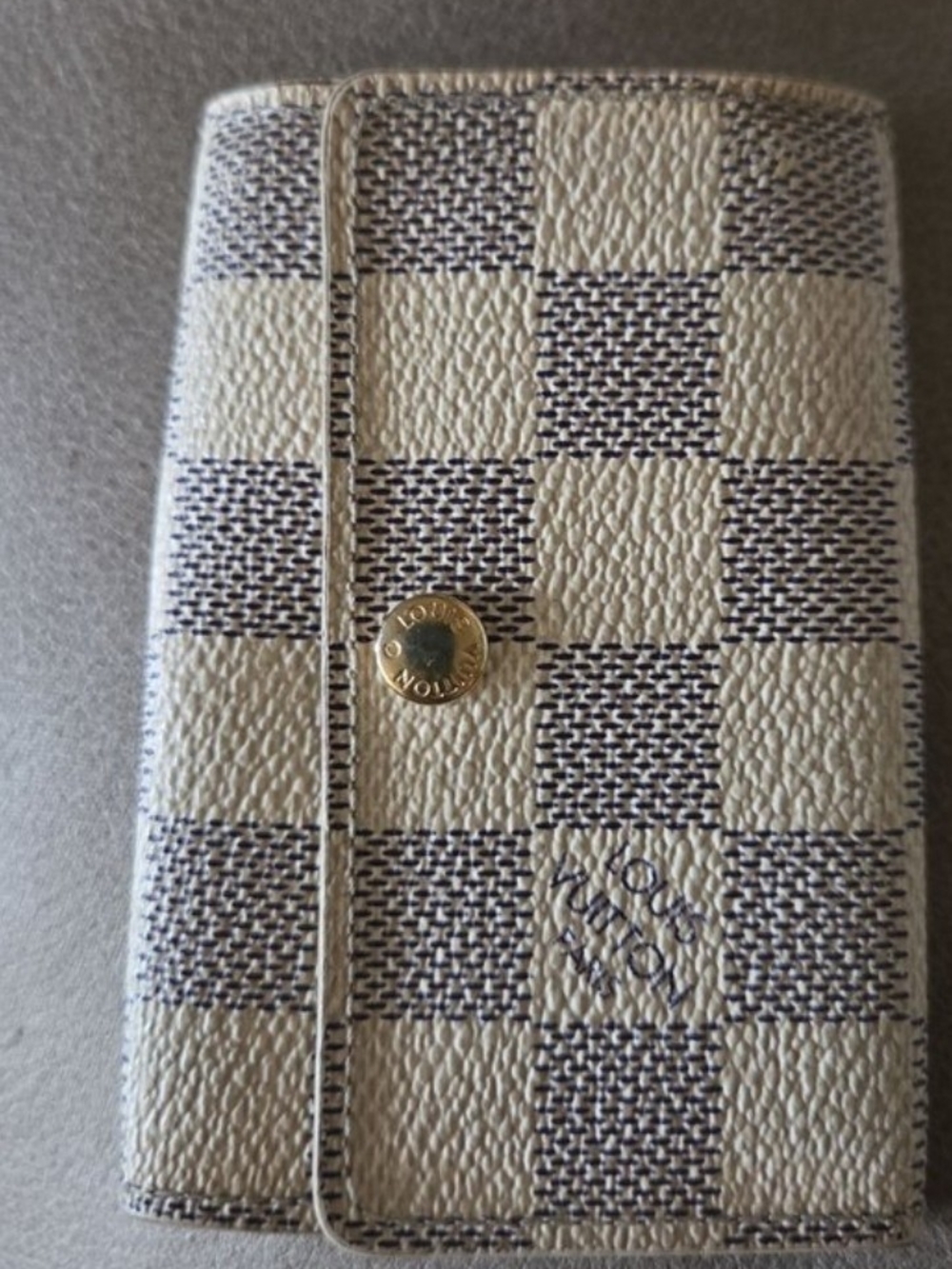 Louis Vuitton Cream and Navy Damier Key & Card Holder with Gold Snap